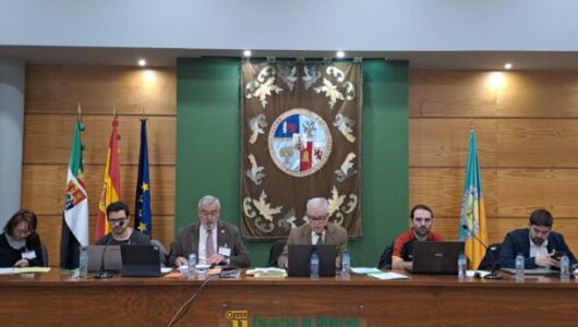 El Claustro aprueba los nuevos Estatutos de la UEx adaptados a la LOSU